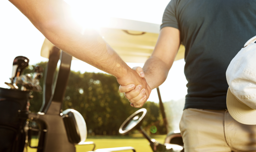 ¿Por qué los mejores negocios también se juegan en un campo de golf?